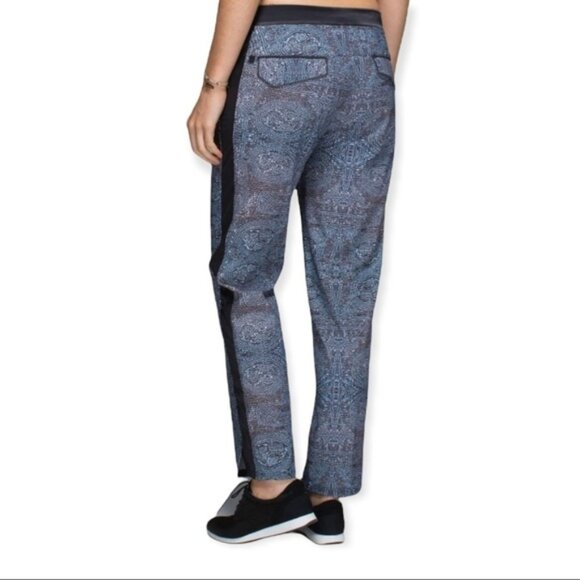 lululemon athletica Pants - Lululemon Rise & Shine Trouser Bead Envy Silver 6